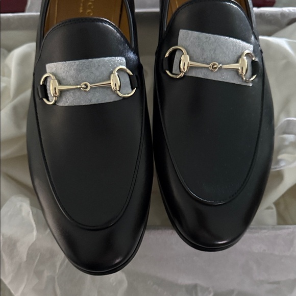 Gucci Black Leather Loafers with Gold Bit Detail - Picture 2 of 10
